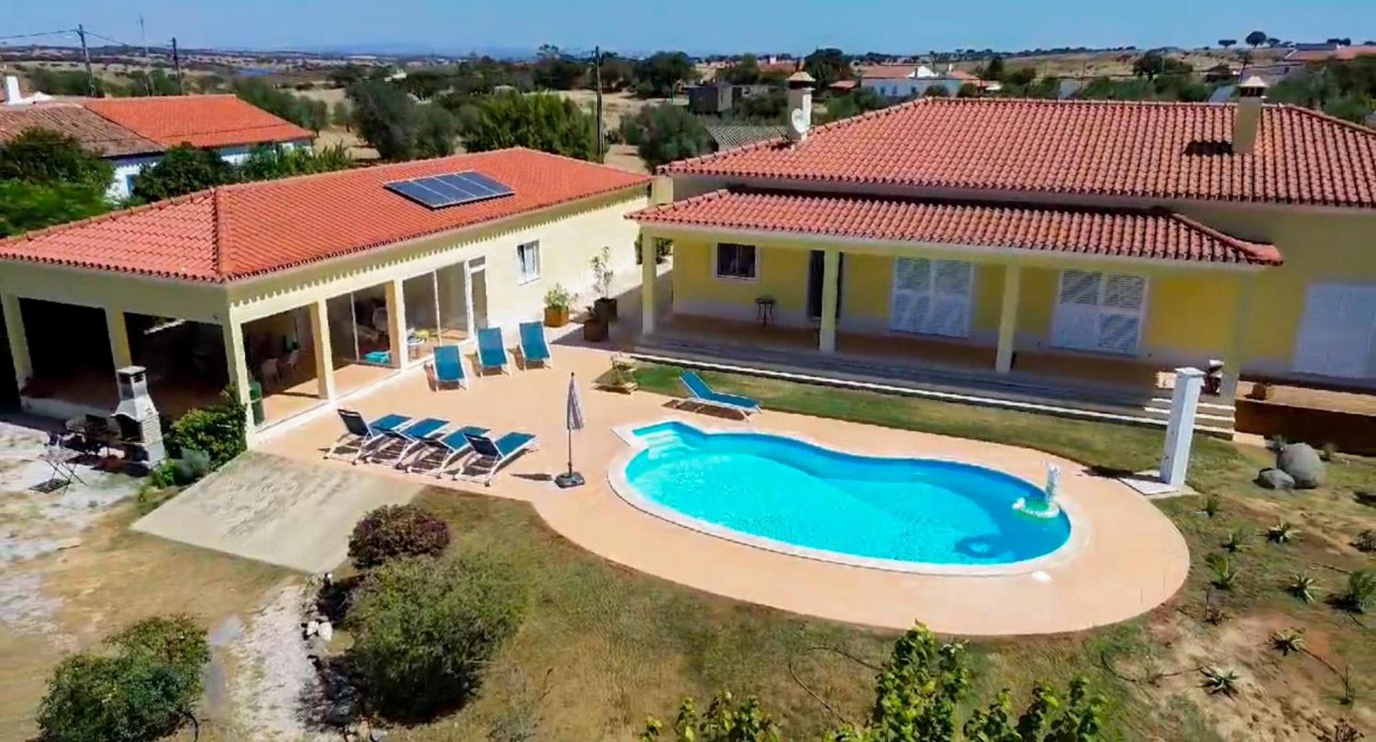 Por-Do-Sol Villa Sao Pedro do Corval Exterior photo
